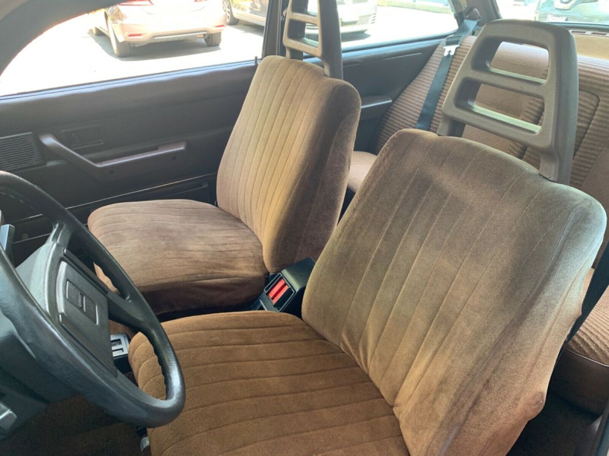 1981 Volvo 240 - photo 11