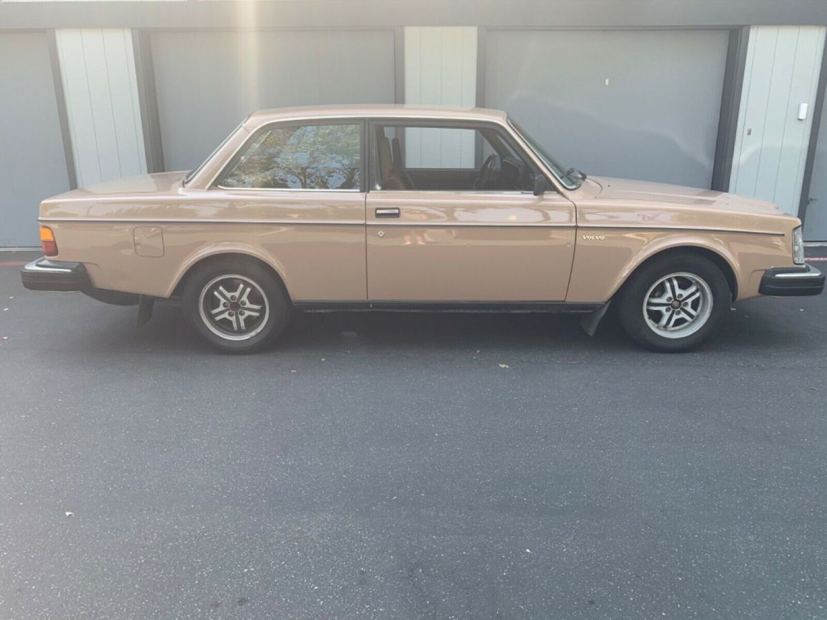 1981 Volvo 240 - photo 6