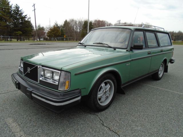 1981 Volvo 245 GLT Non-Turbo Wagon 1981 Volvo 240 GLT Wagon