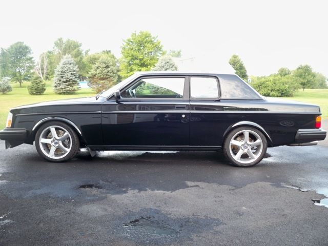 1981 Volvo 262 Bertone Buick TURBO V6 1981 Volvo 240