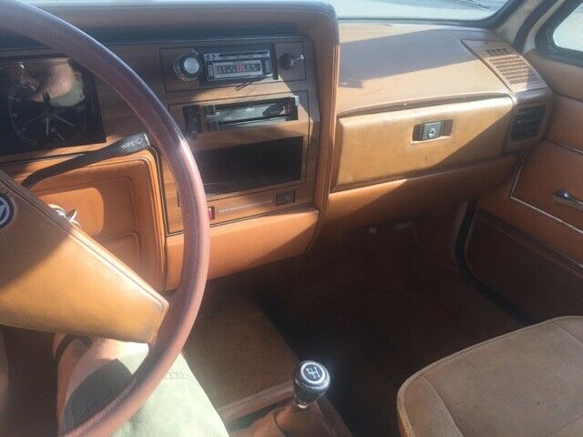 1981 Volkswagen Rabbit 4 door - photo 10
