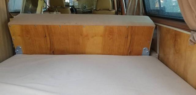 1981 Volkswagen Bus/Vanagon Full Camper - photo 12