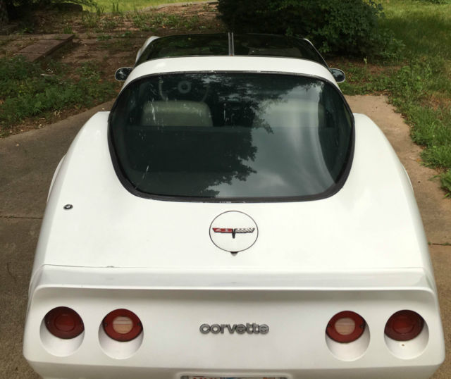 1981 Chevrolet Corvette - photo 7