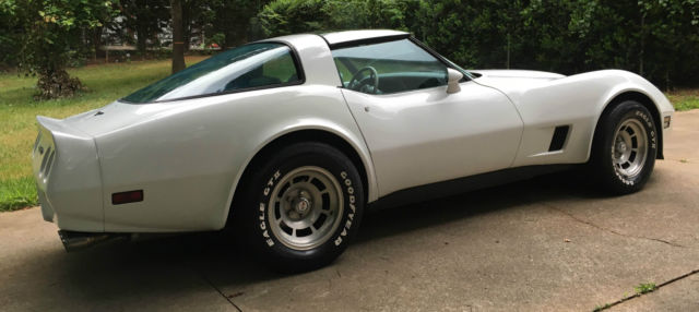 1981 Chevrolet Corvette - photo 9