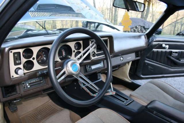 1981 Chevrolet Camaro Z28 - photo 12