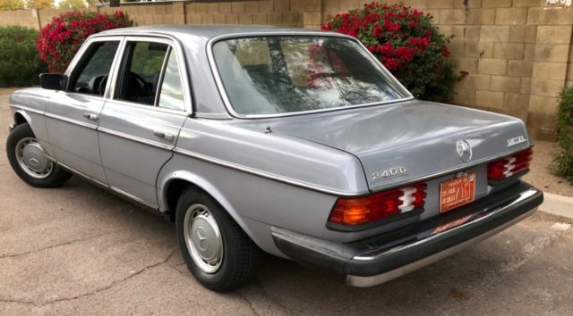 1981 Mercedes-Benz 240 D -- - photo 10