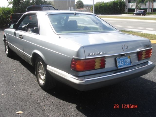 1982 Mercedes-Benz 300-Series - photo 4