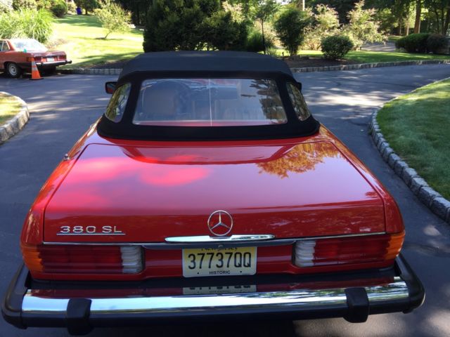 1982 Mercedes-Benz 300-Series 380 SL - photo 10