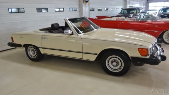 1982 380SL Used 3.8L V8 16V Automatic RWD Convertible 1982 Mercedes-Benz 300-Series 380SL