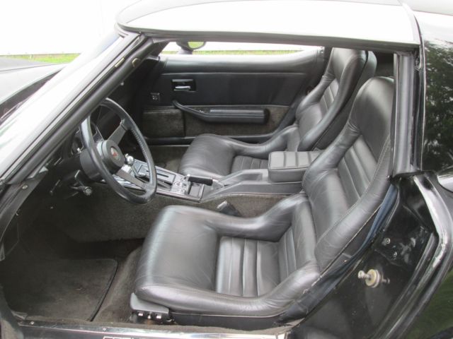 1982 Chevrolet Corvette - photo 12