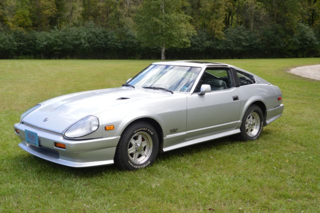 1982-83 Datsun 280ZX TURBO 1982 Datsun Z-Series ZXT TURBO