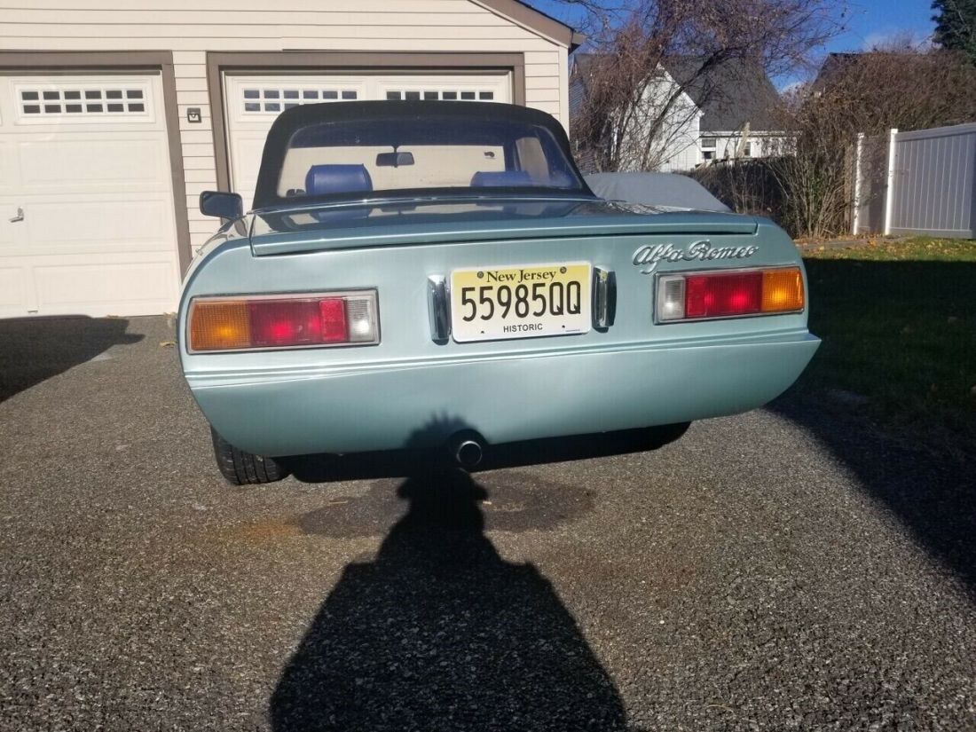 1982 Alfa Romeo Spider Veloce 2dr Convertible - photo 5