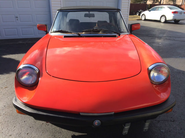 1982 Alfa Romeo Spider Veloce Convertible 2-Door