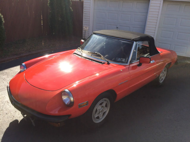 1982 Alfa Romeo Spider Veloce Convertible 2-Door - photo 3