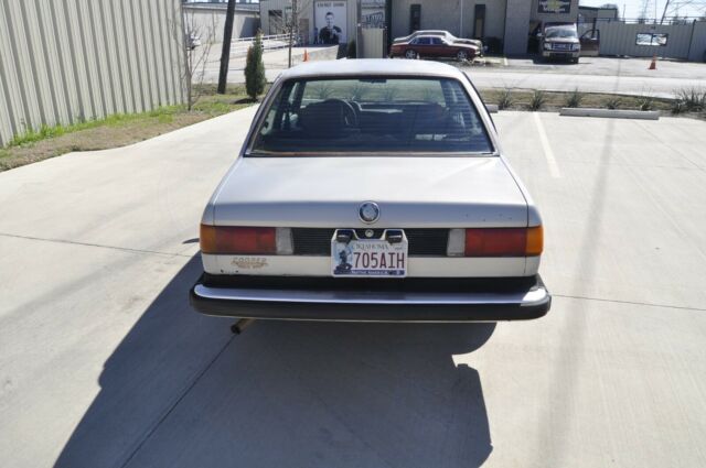 1982 BMW 3-Series 320I - photo 11