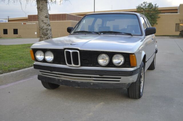 1982 BMW 320i e21 5 speed, clear title. No Reserve Auction 1982 BMW 3-Series 320I