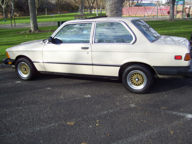 1982 BMW 3-Series Base Coupe 2-Door - photo 2