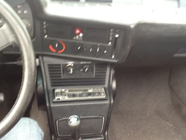 1982 BMW 3-Series 320i - photo 6