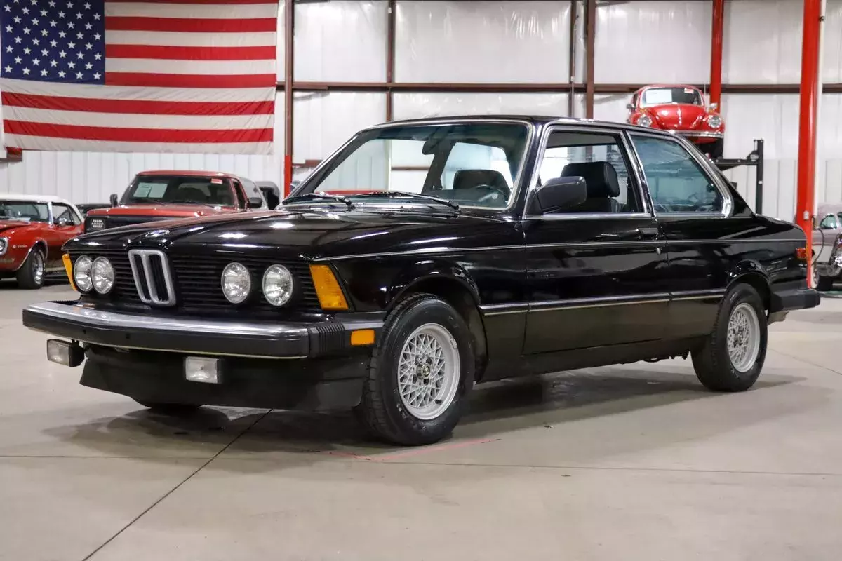 1982 BMW 320iS 81109 Miles Black Sedan 1.8L 4Cyl 5-Speed 1982 BMW 3-Series
