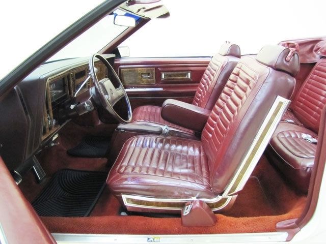 1982 Buick Riviera -- - photo 12