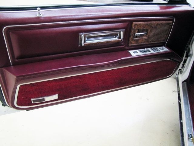 1982 Buick Riviera -- - photo 9