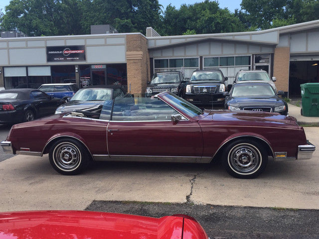 1982 Buick Riviera -- - photo 12
