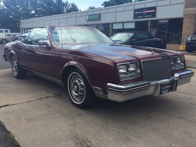 1982 Buick Riviera -- - photo 3