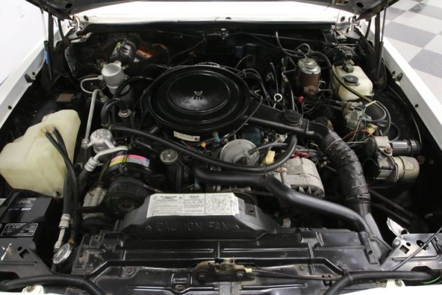 1982 Buick Riviera -- - photo 4