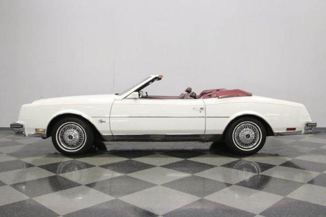 1982 Buick Riviera -- - photo 8