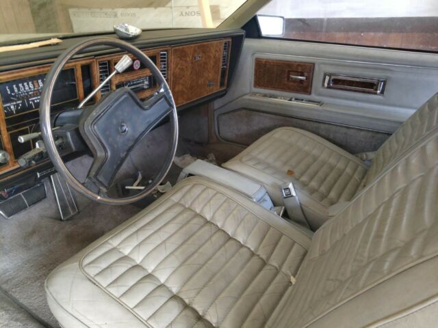 1982 Buick Riviera - photo 6