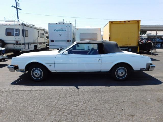 1982 Buick Riviera - photo 3
