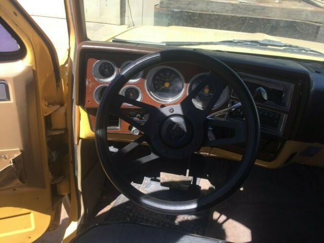 1982 Chevrolet C-10 silverado - photo 6
