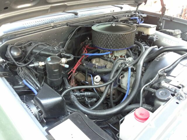 1982 Chevrolet Suburban Silverado - photo 10