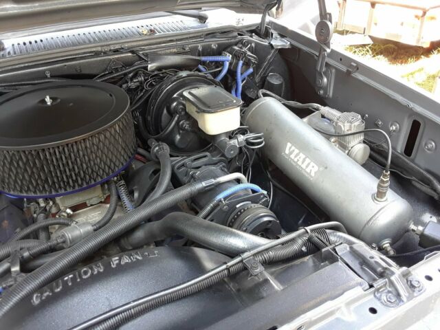 1982 Chevrolet Suburban Silverado - photo 11