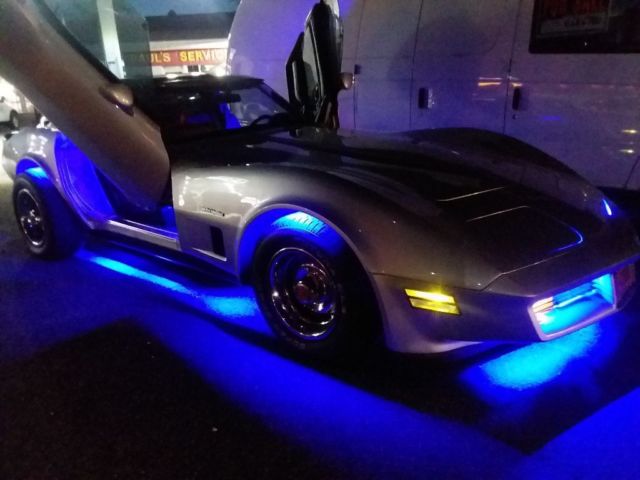 1982 Chevrolet Corvette - photo 13
