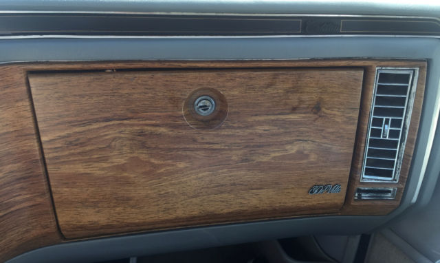 1982 Cadillac DeVille Base Coupe 2-Door - photo 7