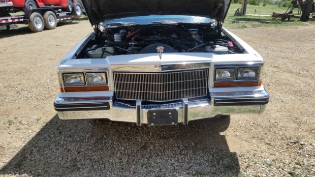 1982 Cadillac DeVille - photo 4
