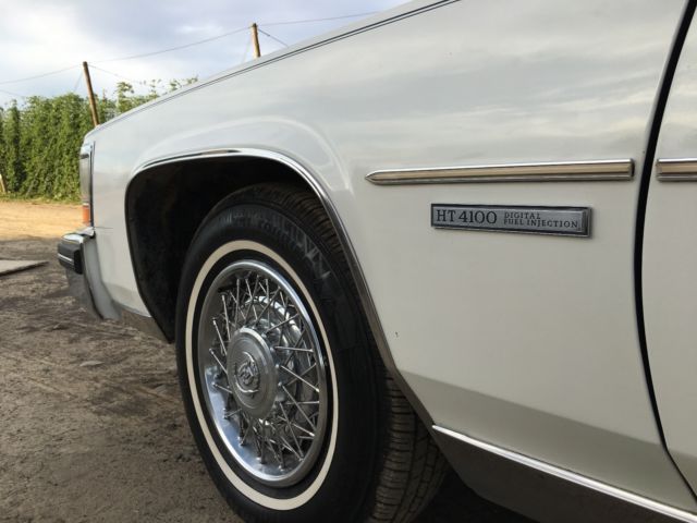 1982 Cadillac Brougham de elegance - photo 12