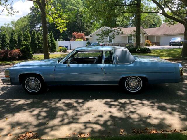 1982 Cadillac DeVille COUPE DEVILLE - photo 4