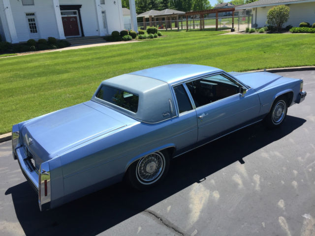 1982 Cadillac DeVille Base Coupe 2-Door - photo 11