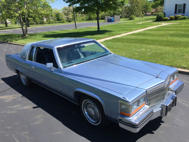 1982 Cadillac DeVille Base Coupe 2-Door - photo 12