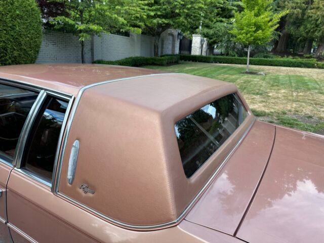1982 Cadillac DeVille d'Elegance - photo 11