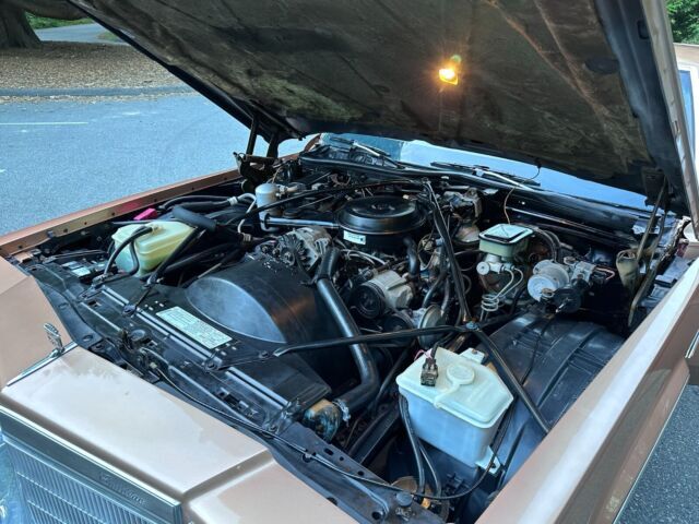 1982 Cadillac DeVille d'Elegance - photo 12