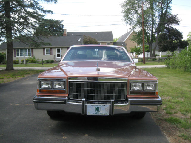 1982 Cadillac DeVille Base Coupe 2-Door 4.1L with only 17,234 miles! 1982 Cadillac DeVille