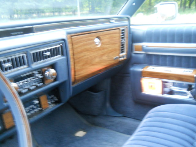 1982 Cadillac DeVille - photo 10