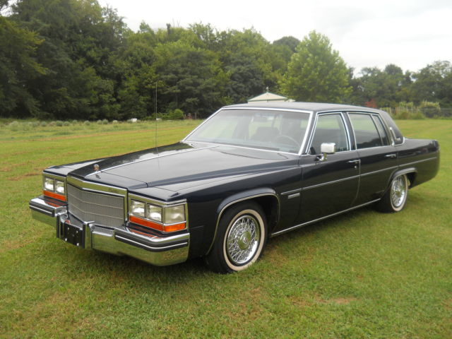 1982 Cadillac DeVille - photo 3