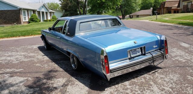 1982 Cadillac DeVille - photo 2