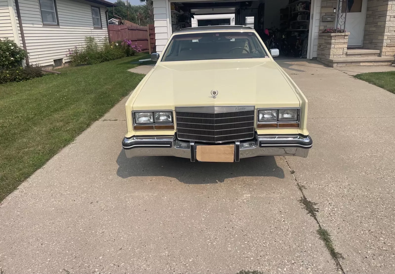 1982 Cadillac Eldorado Coupe Yellow Biarritz 1982 Cadillac Eldorado Biarritz