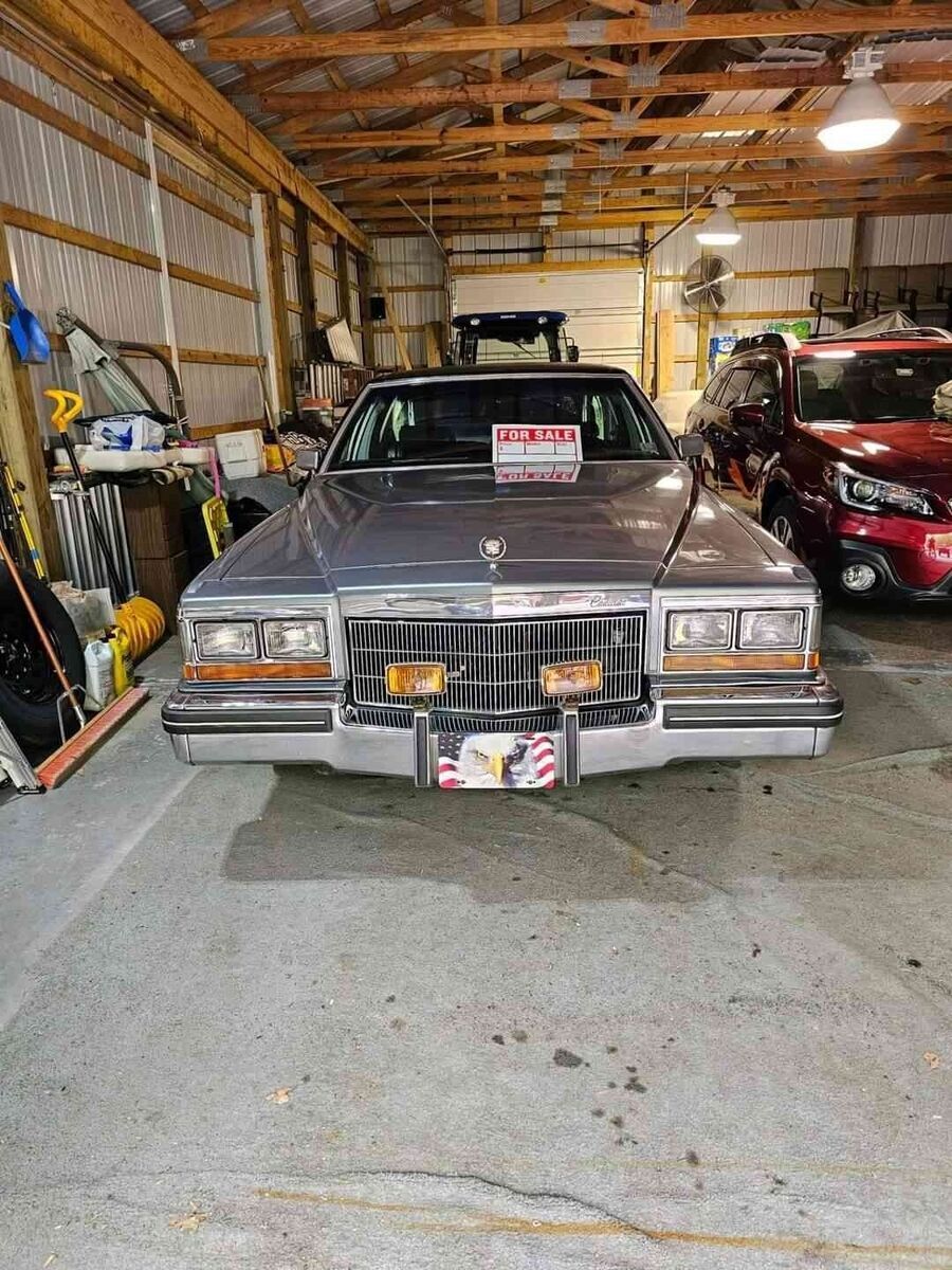 1982 Cadillac Fleetwood FORMAL - photo 5