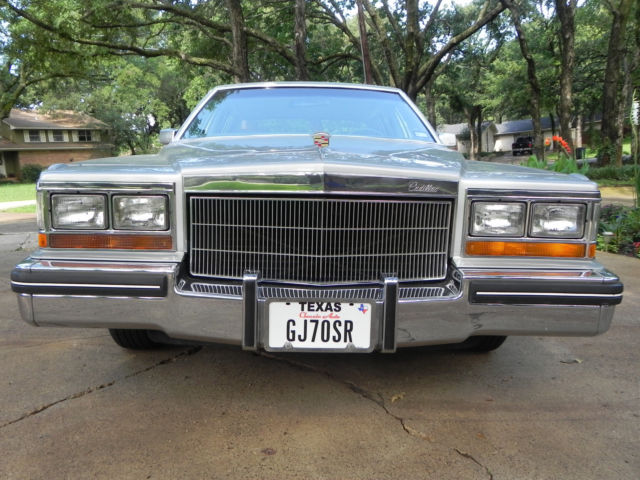 1982 Cadillac DeVille Silver - photo 3